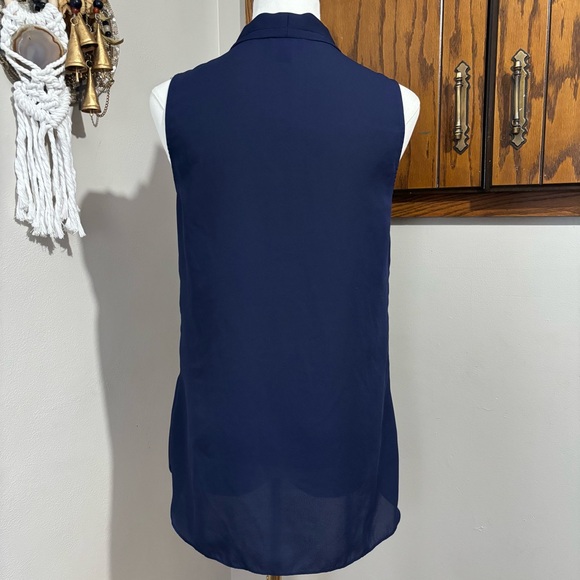 Vince Camuto Navy Sheer Sleeveless Blouse Shirt Cami Size Small - Picture 4 of 6
